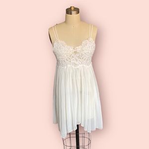 Vintage Lingerie with Lace and Beadwork Detail Double Tie Closure in the back